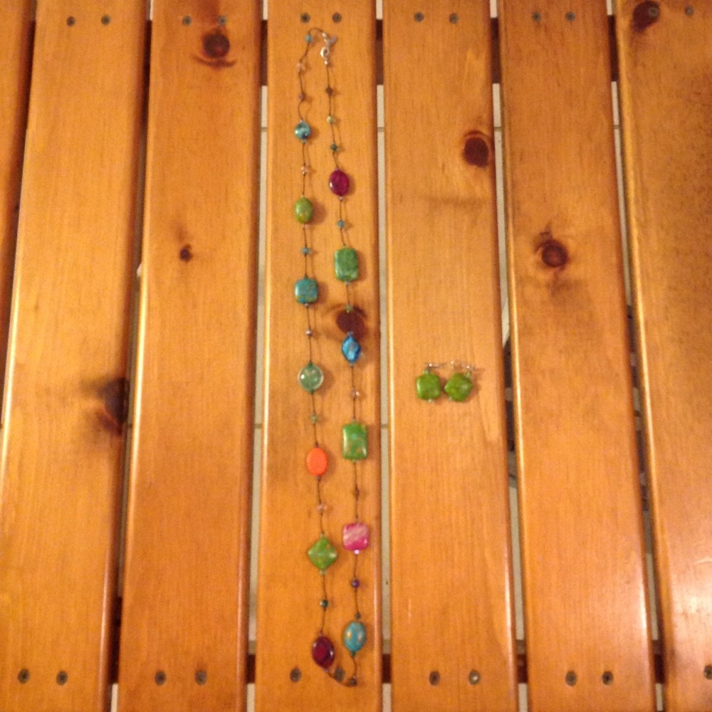Beaded necklace with matching earrings